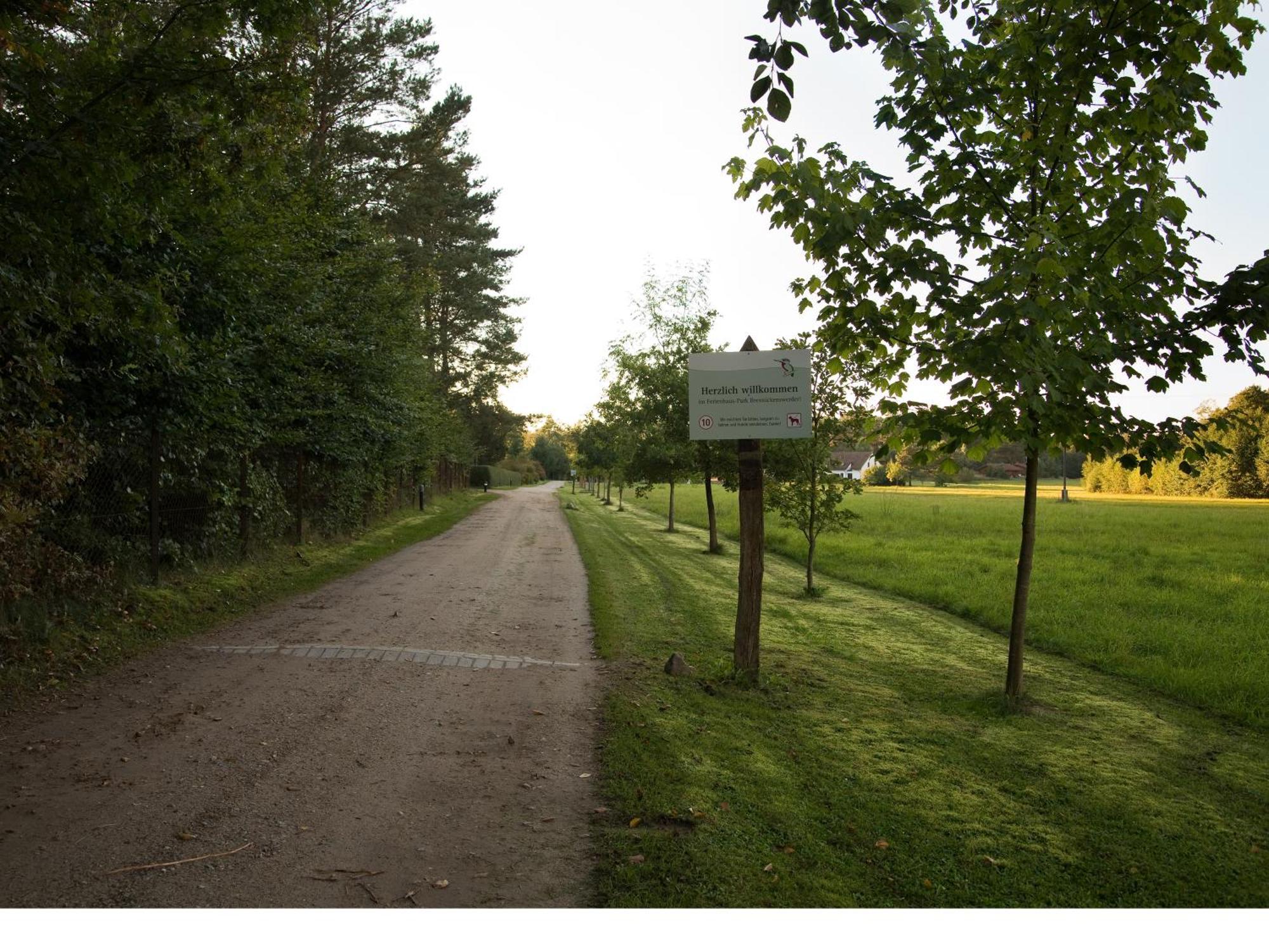 Ferienhaus-Park Brennickenswerder Lychen Luaran gambar